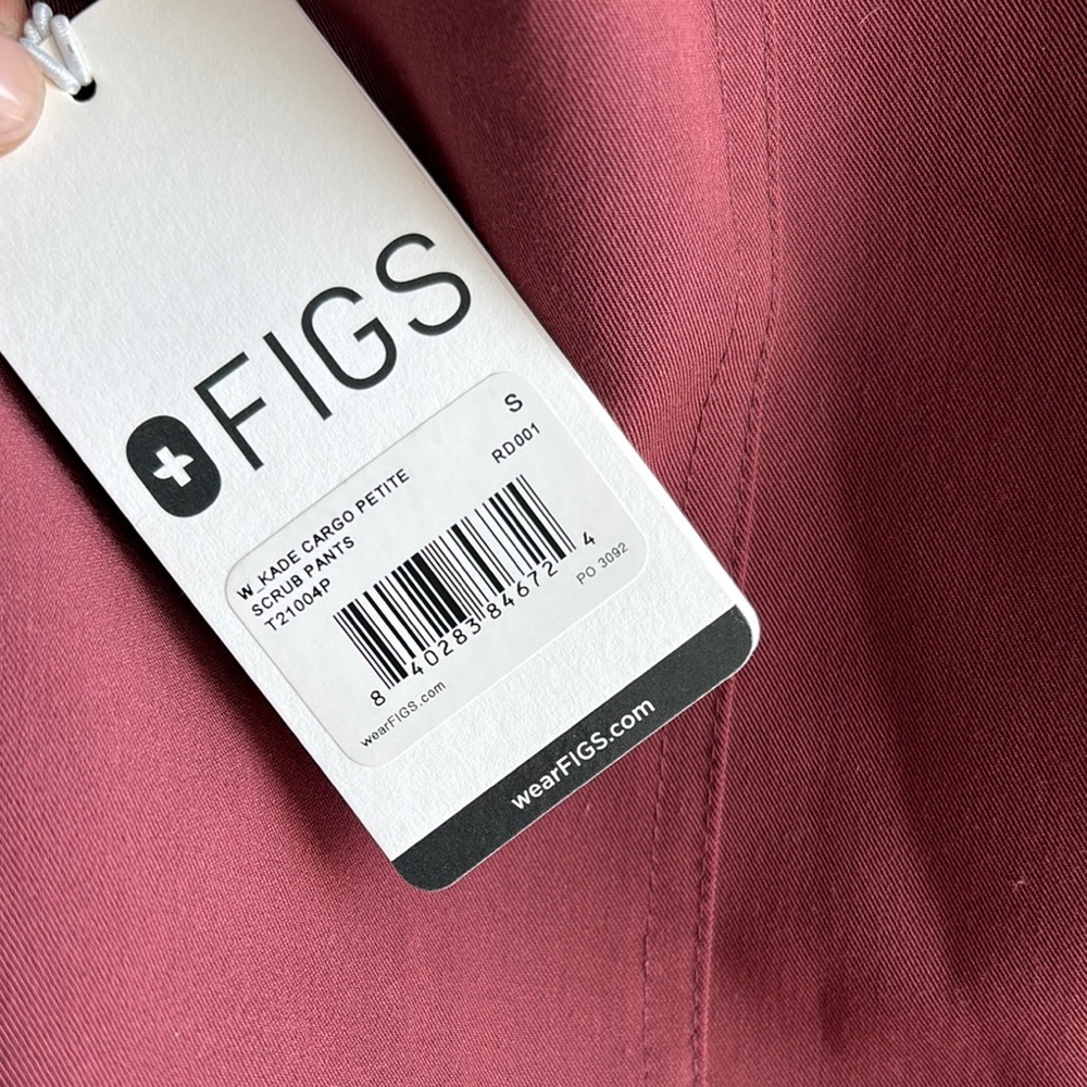 Figs dark cherry Petite Kade cargo pants